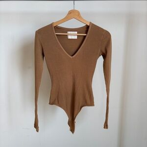 NWOT Citizens Of Humanity Ribbed V-Neck Long-Sleeve Bodysuit in Brown Sz Small